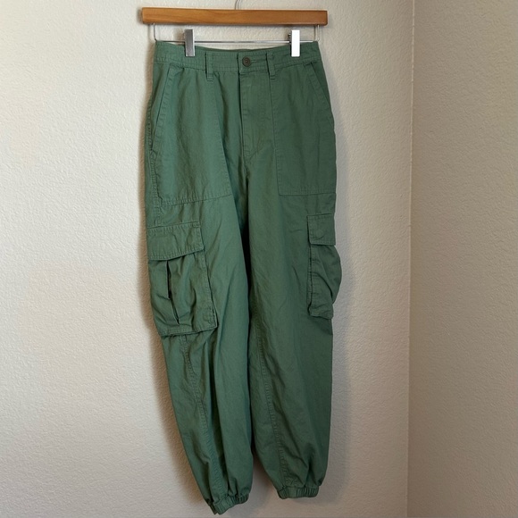 Abercrombie & Fitch High Waist Cargo Utility Jogger Pants in Green, Size Small - Picture 1 of 8